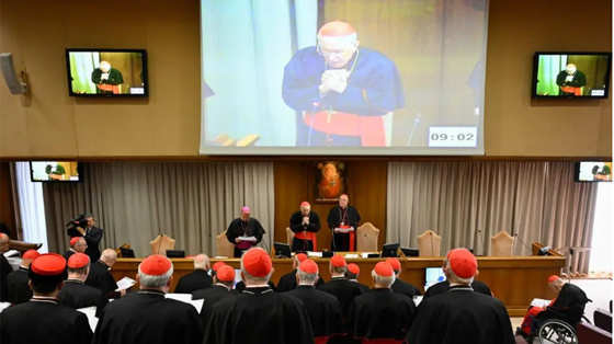 phien-hop-chung-dau-tien-cua-cac-hong-y-tai-vatican-sau-khi-duc-thanh-cha-phanxico-qua-doi