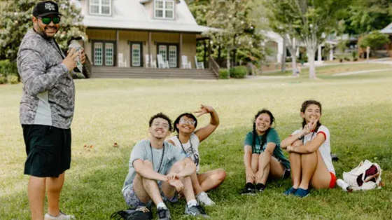 su-diep-cua-duc-giao-hoang-leo-xiv-gui-den-trai-he-life-teen